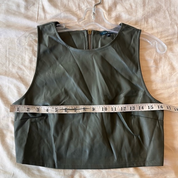 NWT Kirious Faux Leather Cropped Tank Top M - Picture 13 of 13